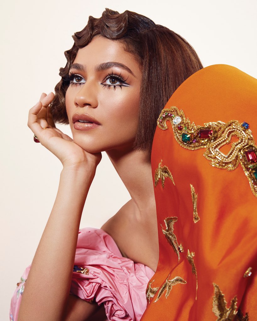 Zendaya's tweet image. A dream.

@InStyle @laurabrown99 
@ABDMstudio 
@LUXURYLAW 
@RaoulAlejandre 
@KimbleHairCare