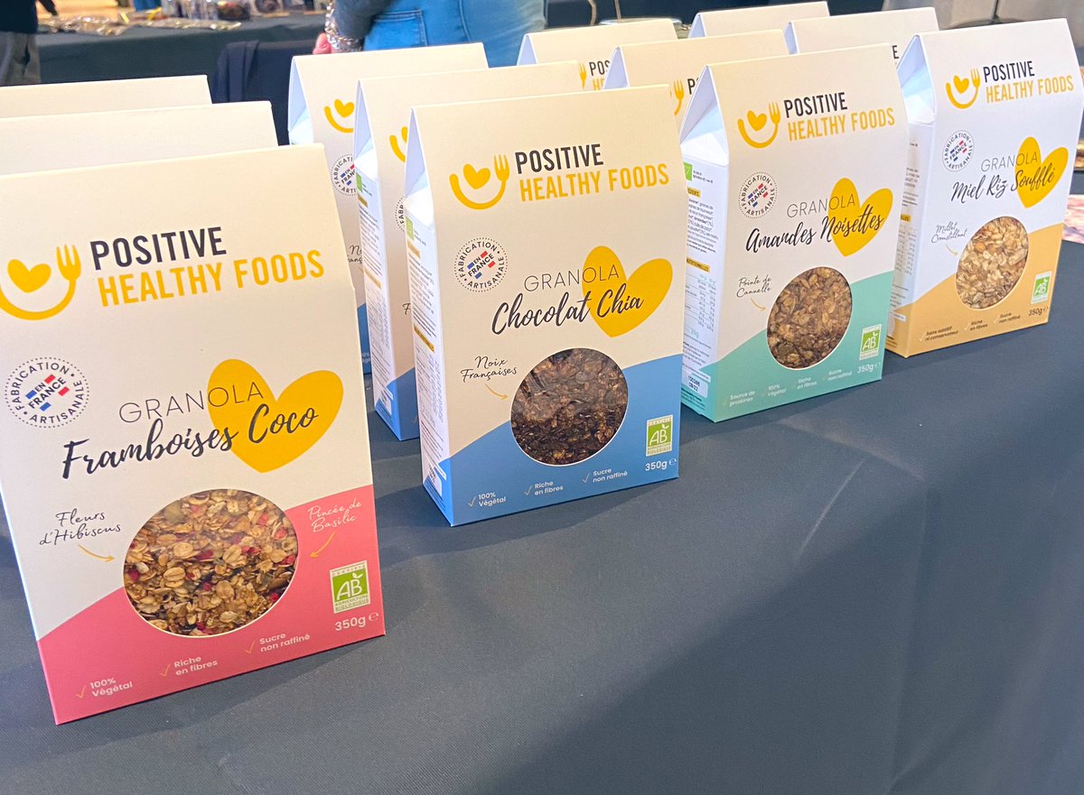 YohannDRD's tweet photo. 👩🏼‍🍳#chefsdegare👨🏼‍🍳une animation à @Versailles Chantiers sur la @lignesNetU_SNCF &amp; @ConnectGares.Dégustations et ventes: miels🍯, cookies🍪, céréales (granola), bières et chocolats🍫…Venez nombreux 11-17/10😉@Actu_Transilien @TransilienSav @RERC_SNCF @IDFmobilites @SNCF #Transilien https://t.co/hGShTNiy2G