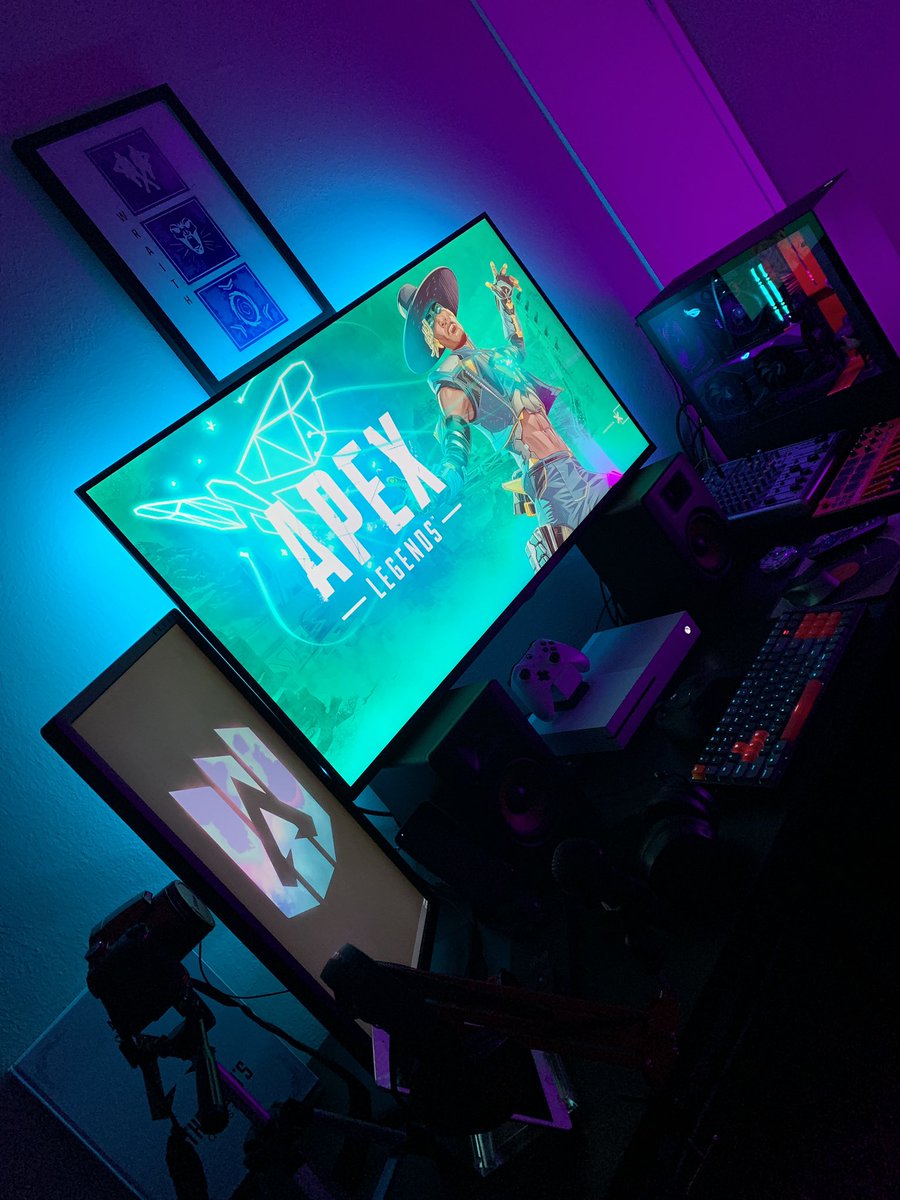 djgabedamoda's tweet photo. Gaming setup has been refreshed, ready to see if they finally fixed @PlayApex with the #MonsterWithin Event 🤞 #ApexLedgends #GamingSetup https://t.co/77KvROlZNG