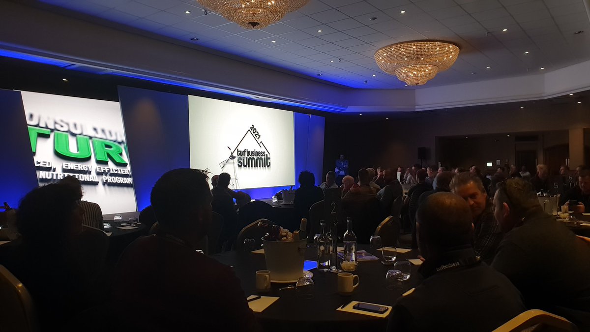 delpinoagronomy's tweet photo. Ha sido un privilegio haber sido invitado al Turf Business Summit. Evento en el que los grandes nombres del césped deportivo de UK, seleccionados y concentrados durante 3 días, debaten sobre el futuro de la Industria esta vez en el mítico @TheBelfryHotel
#TurfBusinessSummit https://t.co/79A0tLglUo