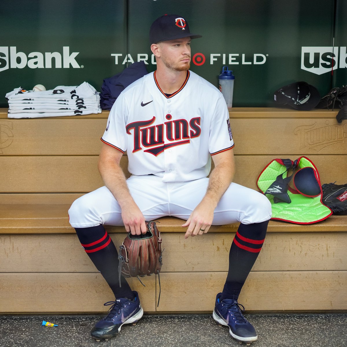 CofCBaseball's tweet photo. Congratulations to @baileyOB_17 on being selected as the @Twins Outstanding Rookie yesterday! Looking forward to seeing you back under the bright lights next spring. 👊

#comeCus 🌴⚾️

📸: @Twins https://t.co/B5ageRdeBD