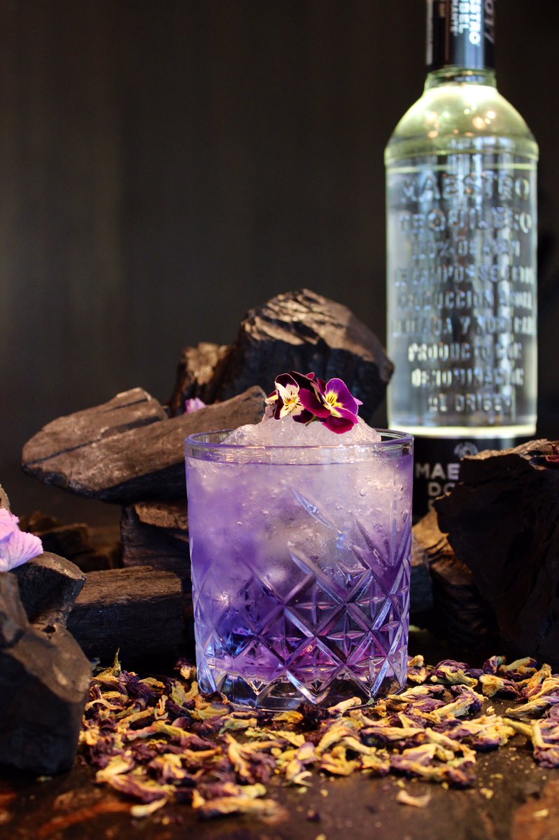 cuernomasaryk_'s tweet photo. Who needs a drink? Or maybe two?🍸
-
#CuernoMasaryk https://t.co/gxyCKL92YT
