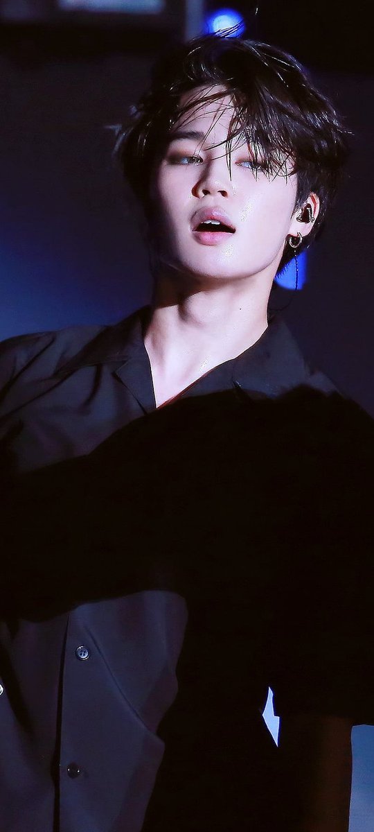 mandeepbedi08's tweet photo. Our little angel turning new age today..A boy from BUSAN born with angel voice and magical dance moves that can make any place turn into heaven..Thank you for being what you are and believing in yourself and loving us back💜🧿
#HappyBirthdayJimin #JIMINDAY @BTS_twt @bts_bighit https://t.co/YALpaiaOBG