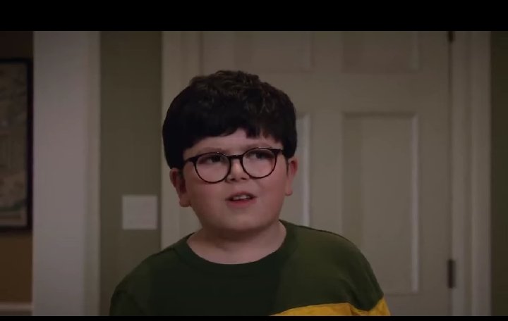 киран калкин фуллер маккал. кевин маккалистер сейчас. маколей калкин ремейк один дома. кевин маккалистер один. один дома 4 (2002).