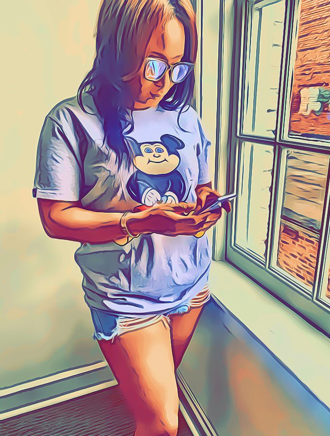 liquidlenspod's tweet photo. @liquid3_6 “storybook” beginnings @t_post ! T-Post is a story then clothing brand built from subscribers. If you’re not a subscriber, you can’t get your hands in our gear…
#fashion #Tshirts #storybook #storytelling #digitalmarketing #IAMLIQUID3_6🛸 #TPost #Liquid3_6 https://t.co/AUNYQBYPFV
