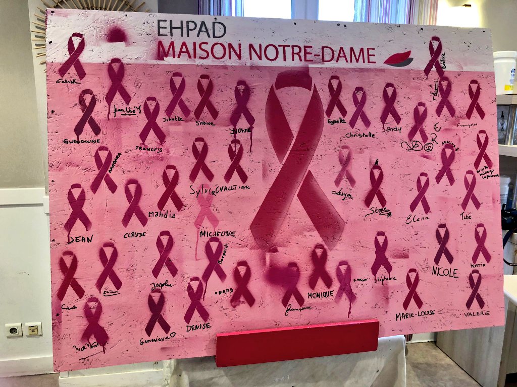 _7Nuit_'s tweet photo. 🎀🗓️ Atelier #OctobreRose dans l'Ehpad Notre-Dame à @VilleduPecq. Il me tenait à cœur de faire participer toutes les générations autour de cette cause 😊 https://t.co/b6S1ClmVLC