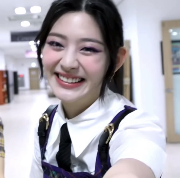 tinyseeuns's tweet image. 