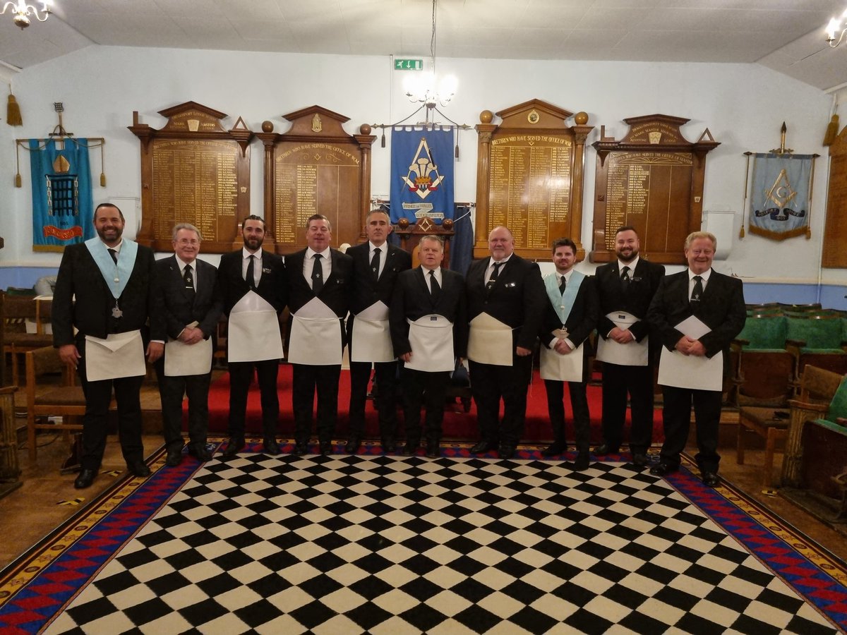 This is what our EA's bench looks like at the moment (and that's not all of them!) To help us out, our lovely neighbours at Clarence 8167 are going to Pass two for us this Thursday. Looking forward to a great evening. <a href="/UGLE_GrandLodge/">United Grand Lodge of England</a> <a href="/solentmasons/">Solent Area Masons</a> <a href="/HantsMason/">Hants & IoW Masons</a> #Freemasonry