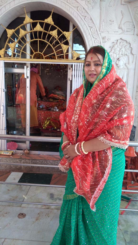 Laxmi Rakesh Giri (मोदी का परिवार) tweet media