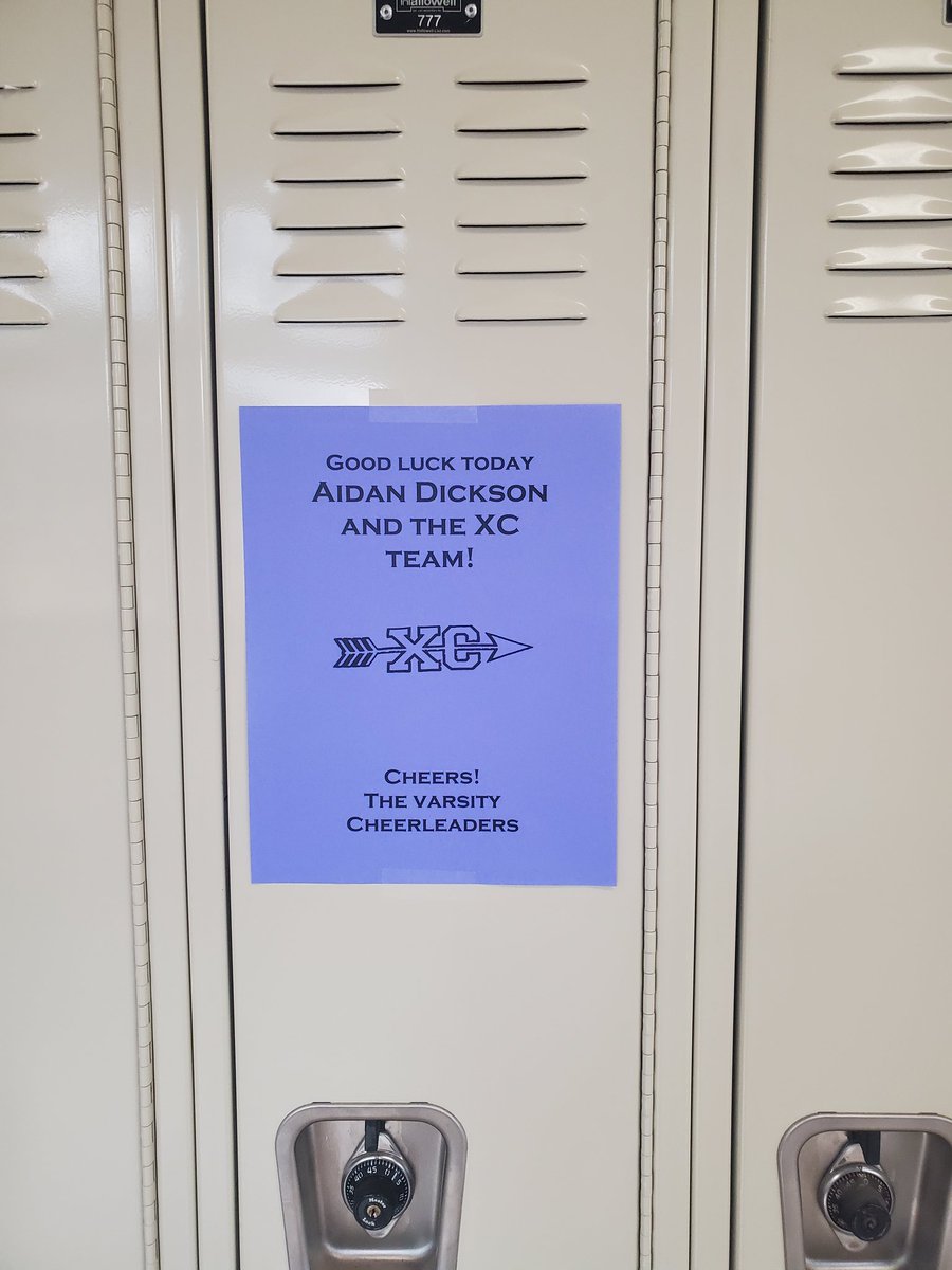 CaldwellXC_TF's tweet photo. Thank you #JCHSCheer for the banner and signs of encouragement before our big race! #SECXCChampionship @CWCJCHSCHIEFS https://t.co/2egcfkvduC