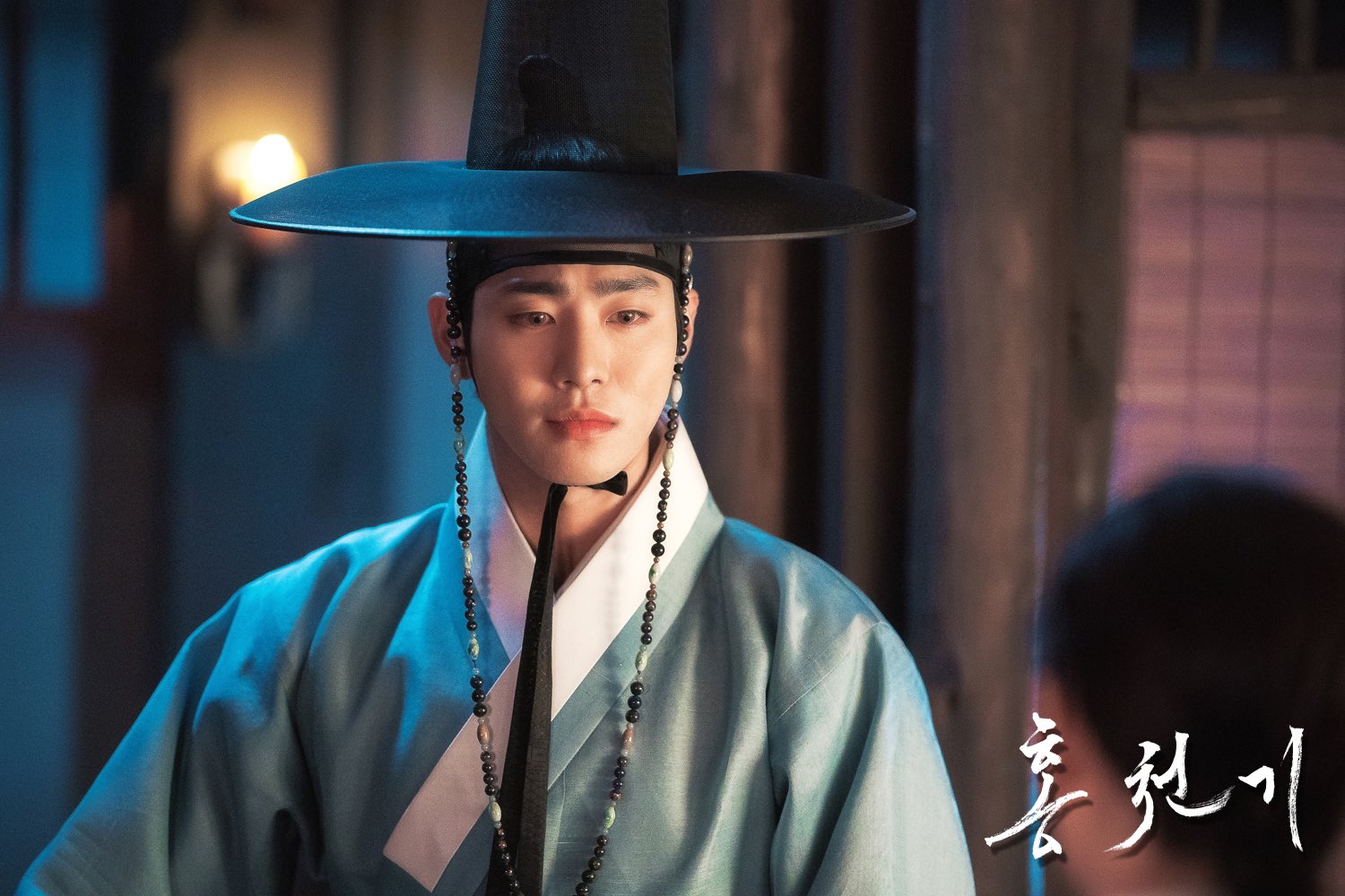 Возлюбленные красного неба дорама. Хон чон ги алые небеса дорама. Алые небеса хон чон ги. Хон чон ги алые небеса дорама. Алые небеса хон чон ги.