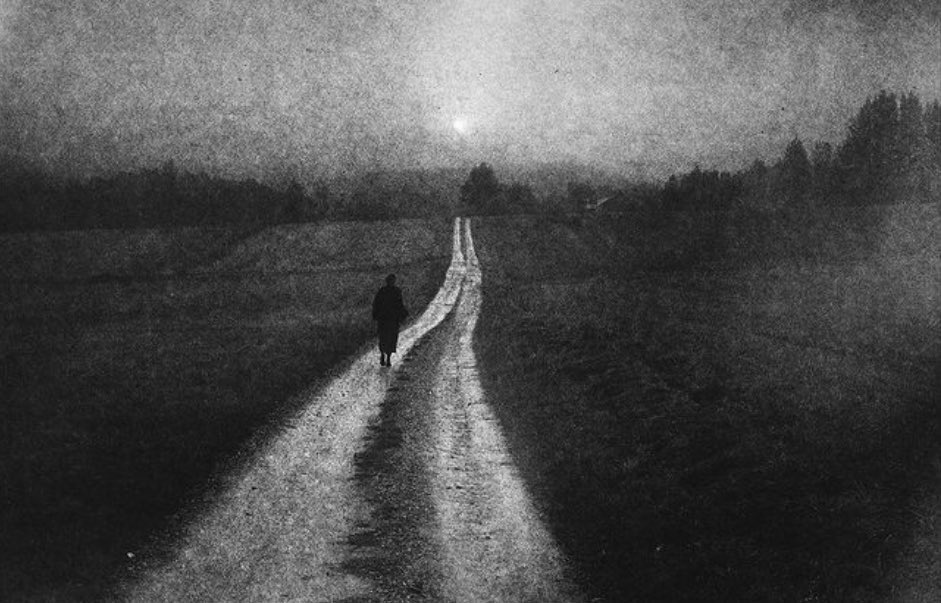 'Allah'tan başka uğruna koştuğun hiçbir şey düştüğün zaman seni ayağa kaldıramayacak.'