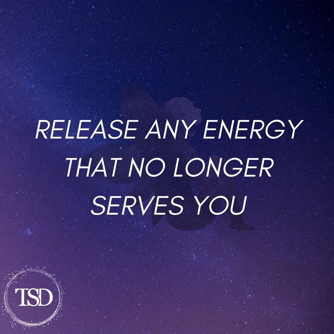 supriyadigital's tweet photo. Y'all need to clean your energy! ✨

🗣️PLEASE CLEAN YOUR ENERGY RIGHT NOW. 

Say "I do not claim this energy in my body or in my spirit. Please send this energy back with love and light." ✨

Watch how your energy shifts after that.

Did this help you? #energycleansing #affirm https://t.co/ExlVJADSL5