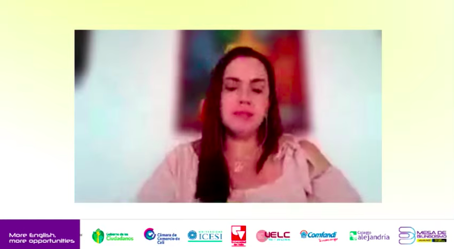 camaracali's tweet photo. #MesadeBilingüismo➡️#MoreEnglish |🗣️Claudia Trujillo, coordinadora de Inglés en @comfandi, destacó la importancia de seguir capacitando a los #docentes para la #enseñanza. Anotó que hay que ver las #oportunidades que trae el #inglés, por ejemplo, “para un desarrollo profesional”. https://t.co/QsB4DL70j0