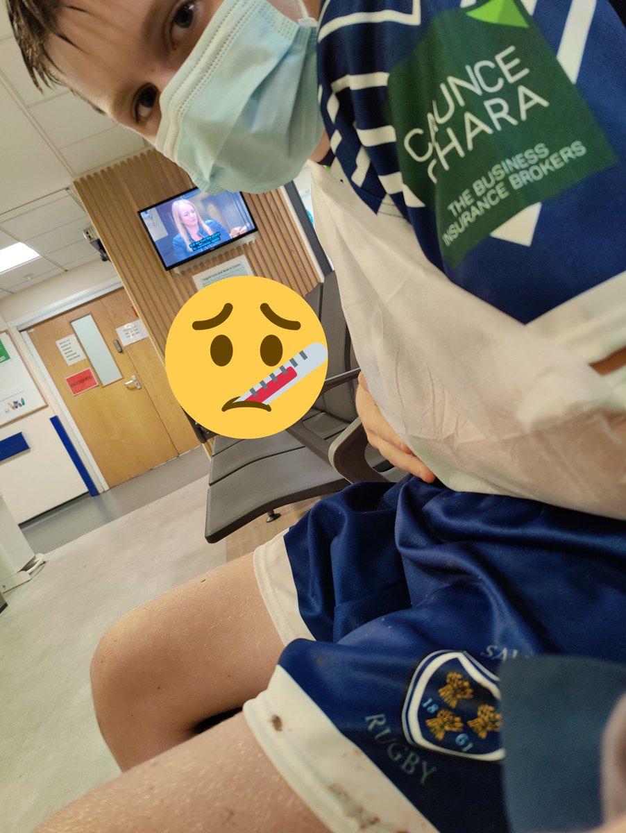 Been on the other side tonight,  # wrist at rugby training for the boy. Nothing but praise for the urgent care service at Trafford General Hospital <a href="/MFT_MRI/">Manchester Royal Infirmary</a> absolutely superb!!! In &amp; out in 2 hours, x-rays, seen by Dr, plastered &amp; re x-rayed! Also ran into some old faces 👏👏👏