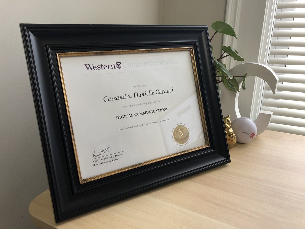ccaranci's tweet image. #DigitalComms certificate secured ✔️ Now, to get it up on the wall!  #LifelongLearner @westernuCS