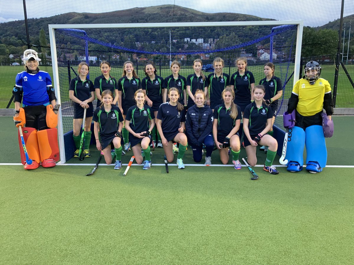 MalColHockey's tweet photo. What and honour to have @GBHockey super star @sarahjones8888 at Malvern today. Unbelievable energy and passion which was very inspiring. https://t.co/u6zvs0a9LJ