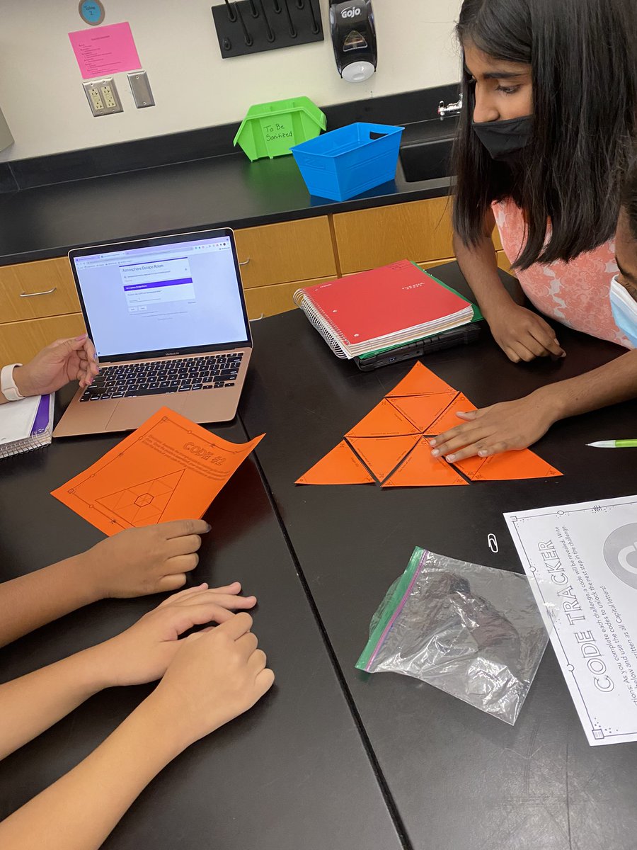 Freeman7Science's tweet image. Reviewing for our Atmosphere Test tomorrow! #GroupWork #EscapeRoom #7Science #Atmosphere