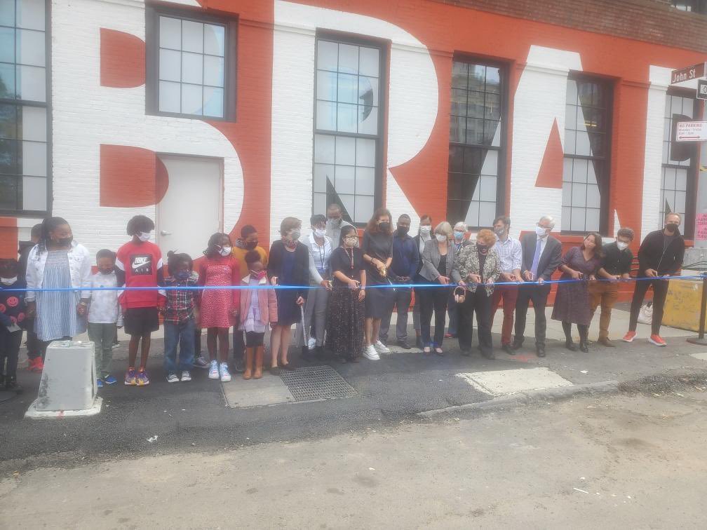 NYS Senator Brian Kavanagh 卡范納 tweet media