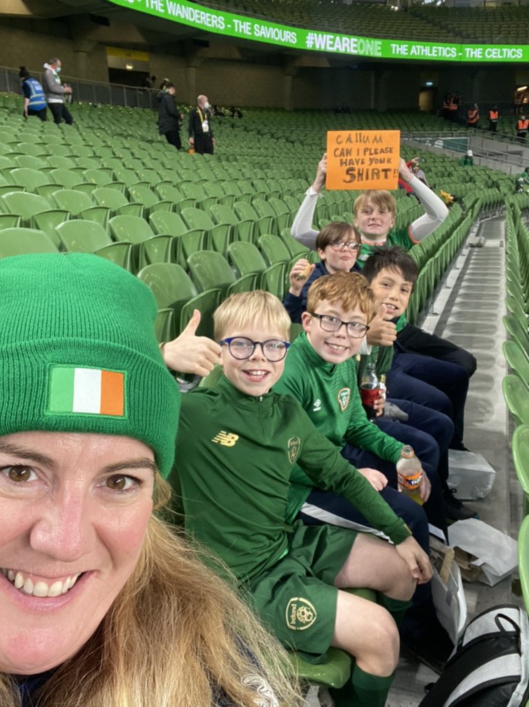 Dee_Ecock's tweet photo. Artane boys  #COYBIG https://t.co/dmfOF0Q9mq