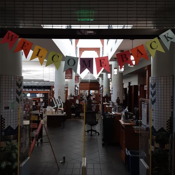 SDPublicLibrary's tweet photo. Have you heard? Starting today, on Tuesdays & Wednesdays, FOUR more locations are open to the public. 🎉#SerraMesaLibrary #OakParkLibrary #SkylineHillsLibrary #MXidealab https://t.co/IOK5C4mFXm