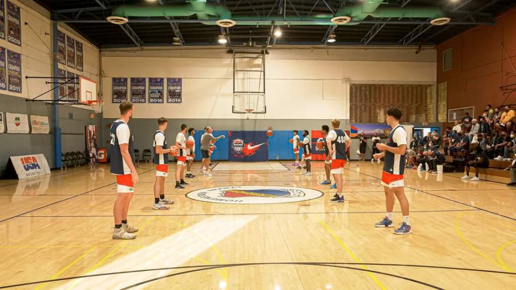 Coach Jensen spoke at the USA Basketball Coaching Academy as our team also did a demonstration for the Academy.