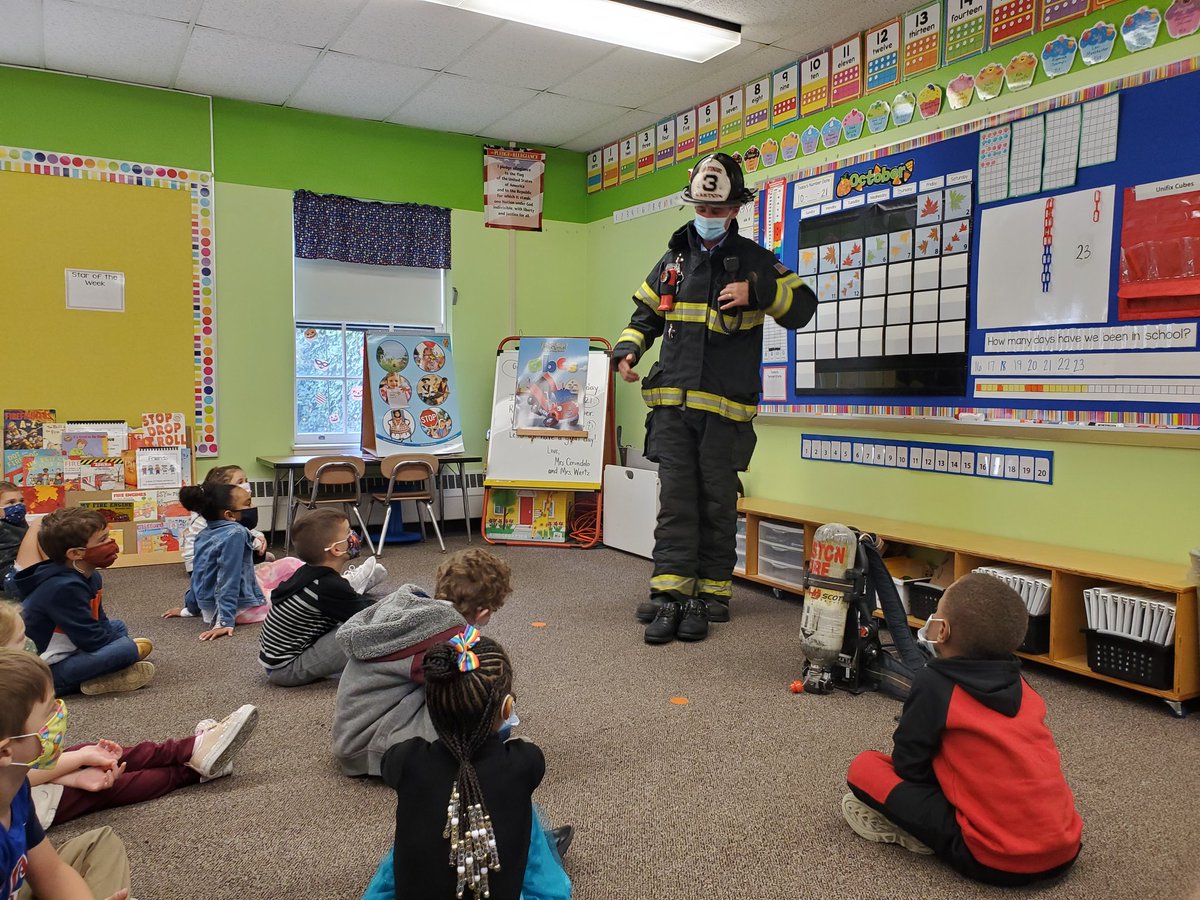 CerundoloMrs's tweet photo. Thank you to Firefighters John and Josh! They spent some time in our class talking about their gear and what to do in a fire. #wedigeps @SixTenPrincipal @EastonFire https://t.co/XipJGssHkK