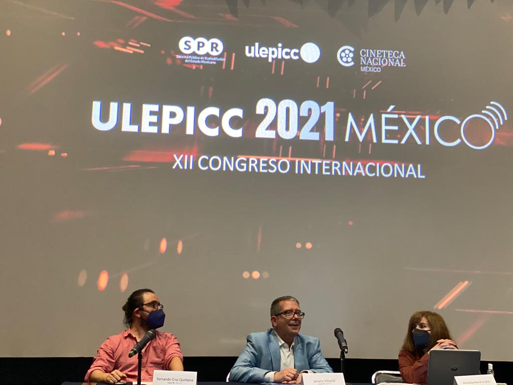 SPRMexico's tweet photo. #Ahora, el Presidente del #SPR, @jenarovillamil; @fer_cquintana, profesor de la @UNAM_MX y la Dra. @AlvadelaSelva, profesora de la @UNAM_FCPyS, participan en el Panel: "Derecho de acceso y Sistema Público de Comunicación" #ULEPICC.
➡️ https://t.co/YQvvTAk4Zg https://t.co/LkgnWdlngU