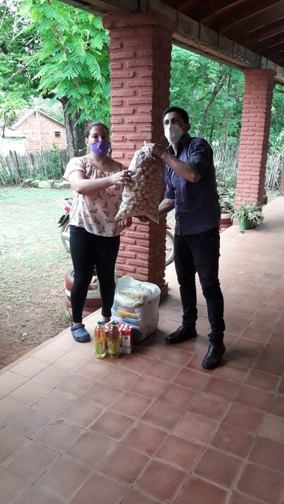 #kitsDeAlimentos | ¡Tercera entrega!

📌 Doña Juana
✅ Esc. Bas. Nro 5260 Clotilde Villalba de Benítez (67 alumnos)