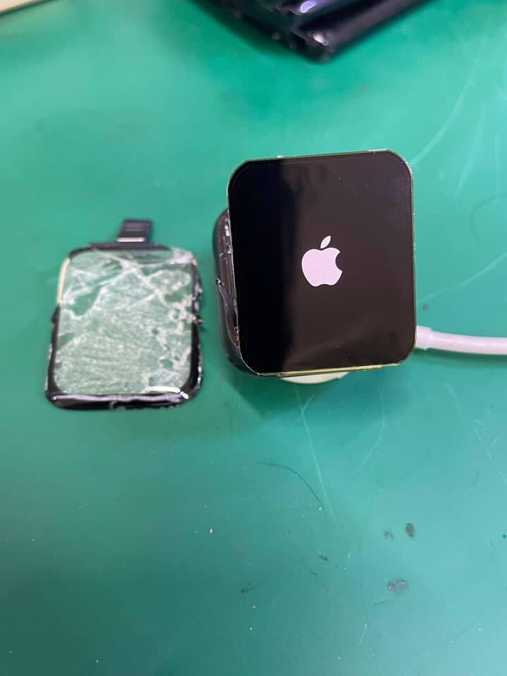 onarcepservis's tweet photo. Apple Watch SE 40mm Dokunmatik Cam Değişimi

İşlem sırasında tüm riskler tarafımıza aittir👍

#applewatch #applewatch6 #applewatchseries4 #applewatchseries5 #applewatch3 #applewatchseries2 https://t.co/ZE4cZDGJXh