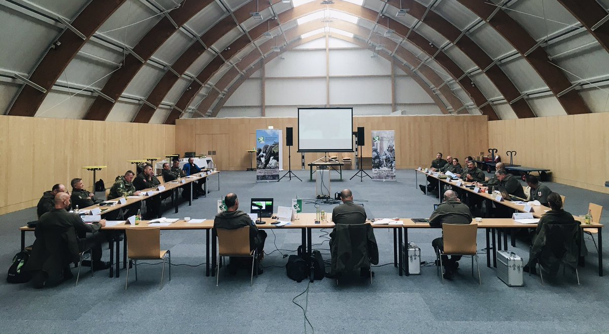 Besprechung der @UOGSteiermark beim #VR1 in Gratkorn: Interessenvertreter aus der gesamten Steiermark waren vor Ort. Ergebnis: 🔜 Wir besuchen in den nächsten Monaten jede Kaserne in der Steiermark. Wir sind gemeinsam das steirische Korps! #UOGST #UOGSteiermark #Bundesheer