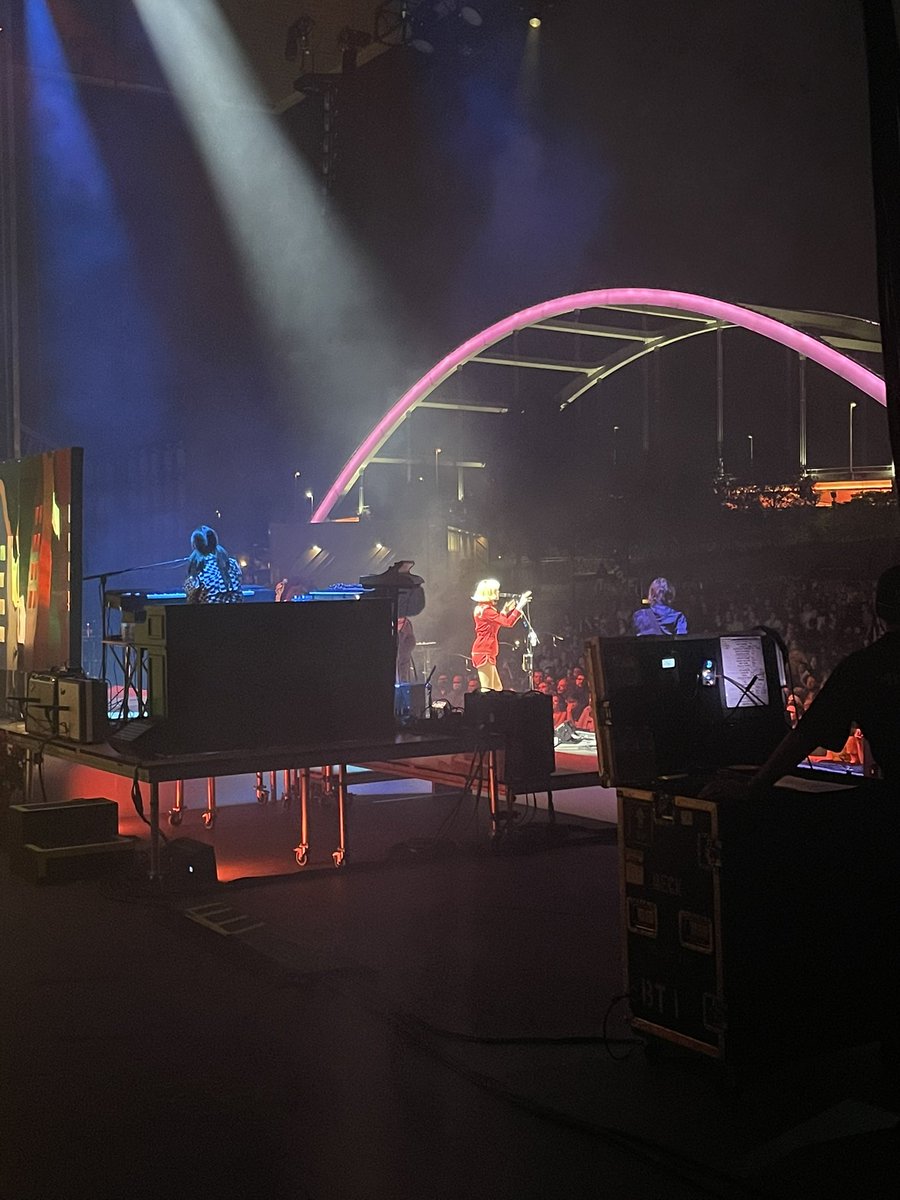 BanditLites's tweet image. A couple of shots from the St. Vincent show @Ascend_amp 

#giglife #stageshot #dimmers