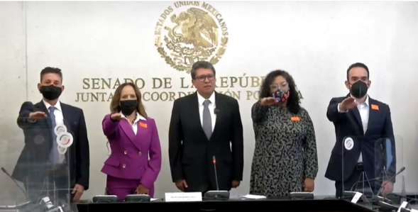 ComiteCPC's tweet photo. #Entérate📣 #CPCNoticias📰 #CPCNews📲 El día de hoy los nuevos integrantes del @ComiteCPC: @CescoCiscomani @pacoalvarezc Magdalena Verónica Rodríguez Castillo y @vaniadelbien, acudieron al @senadomexicano para recibir sus nombramientos 📜🎉 https://t.co/nGXTOWUtJg