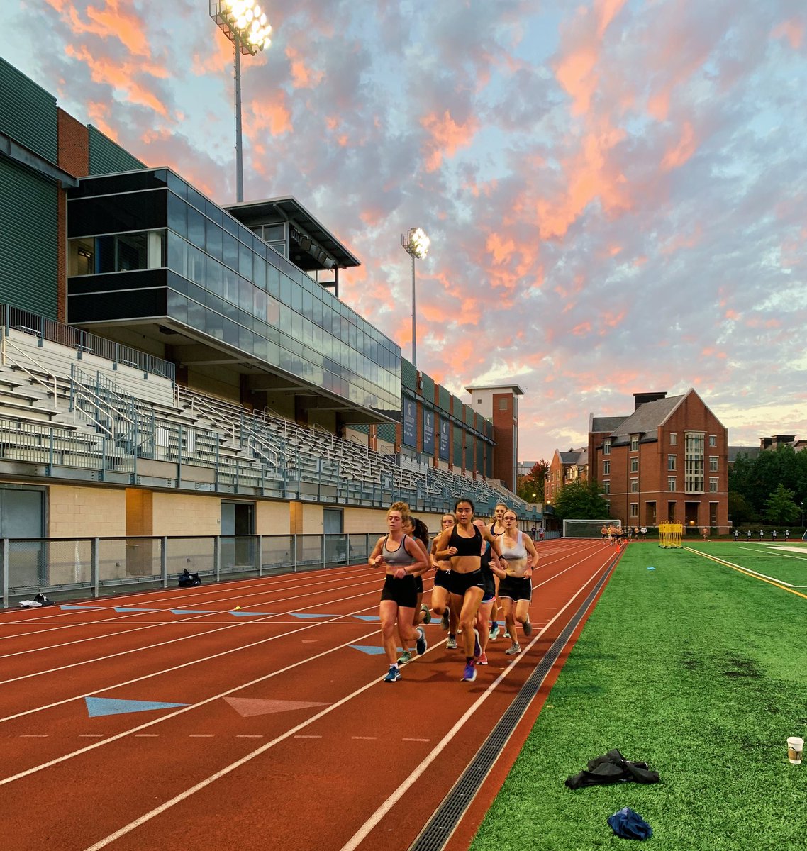 CWRU Cross Country tweet media
