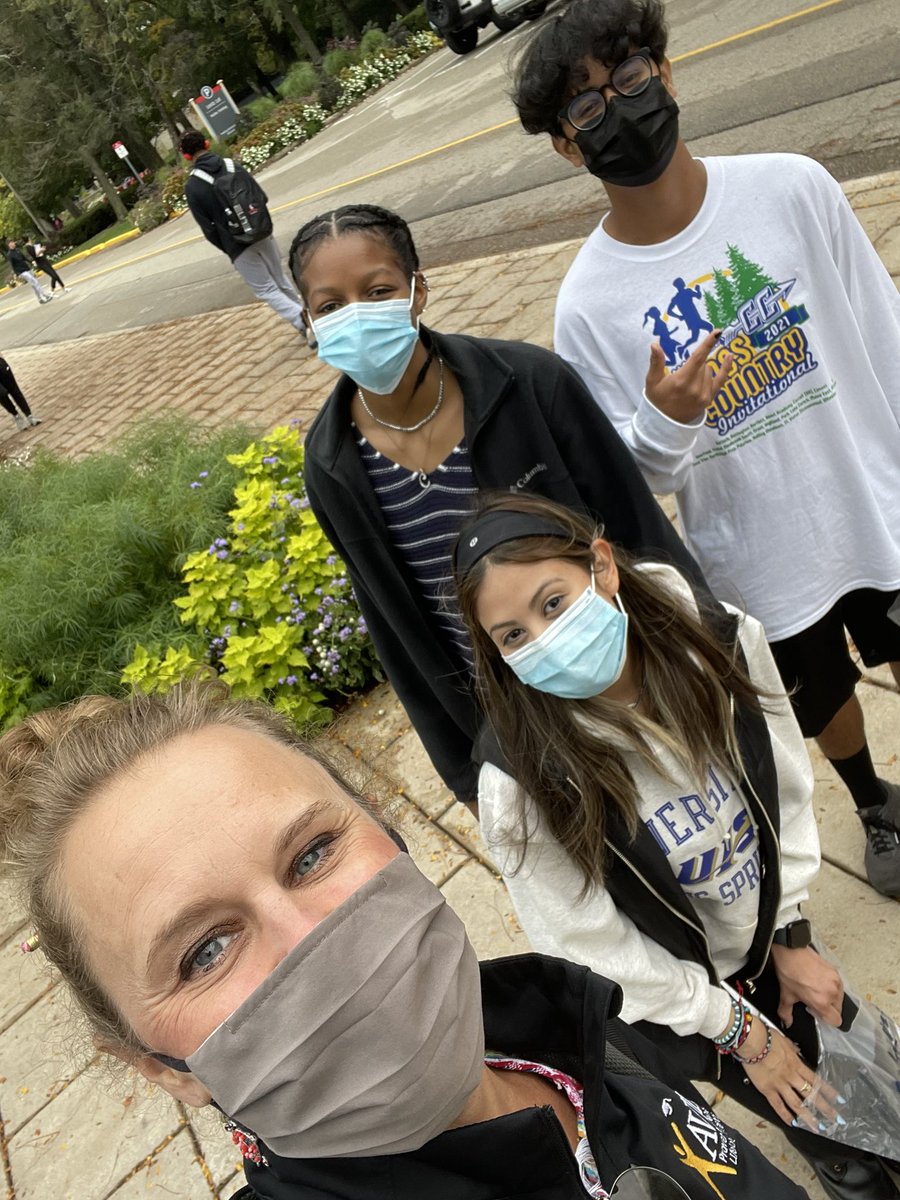 A great day to explore UW Parkside and Carthage w/@WheelingHS_AVID ! @HayssKiannah @Adriana_S0t0 @adyeloiza21 @WHSBaseball2  #thisisavid #thewheelingway