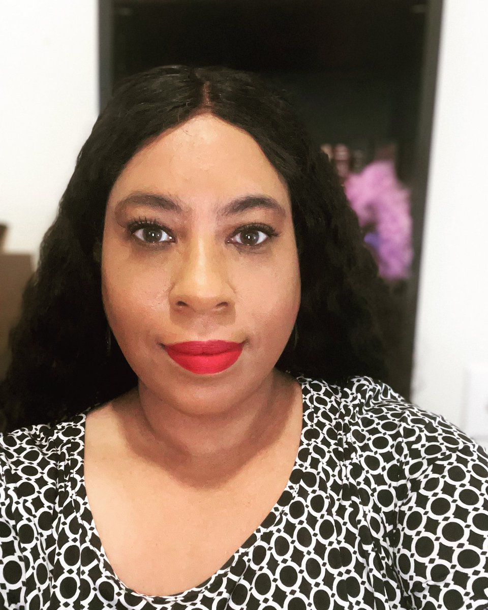 LisaFranceCNN's tweet photo. Sked to go on CNN international in a few, so somebody come do some eye makeup on me that's actually visible plz. #ITried #ITired https://t.co/ra6pYJueZJ