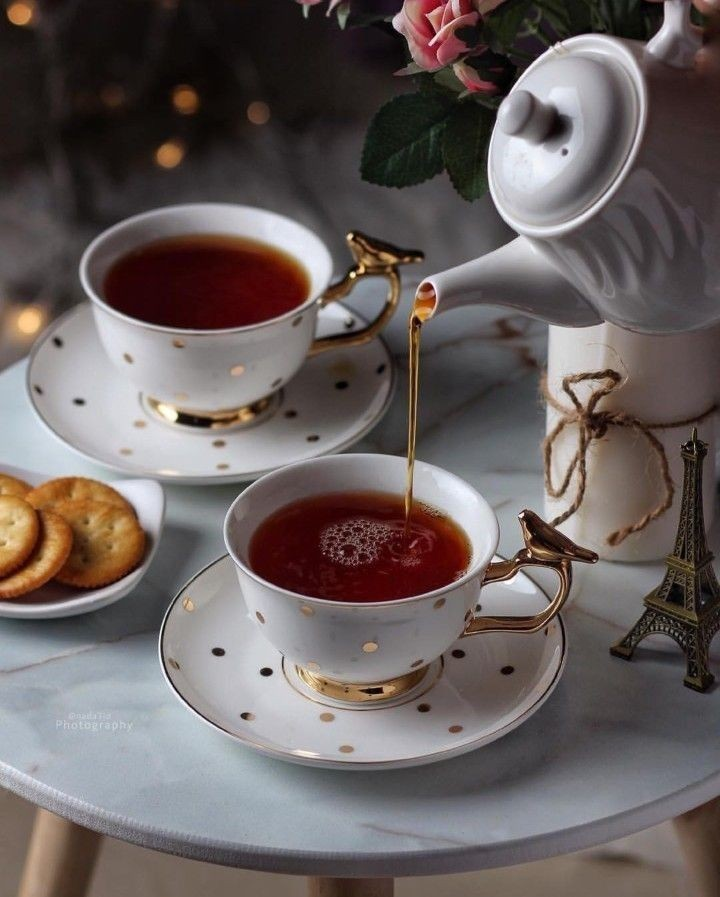 olderbrother21's tweet photo. "By the time they get to 6th grade honor roll students won't risk making a mistake, and sometimes to be succesful, you have to risk making mistakes." --E.L. Konigsburg #TheViewFromSaturday ☕️ https://t.co/FHUh6HBTa6