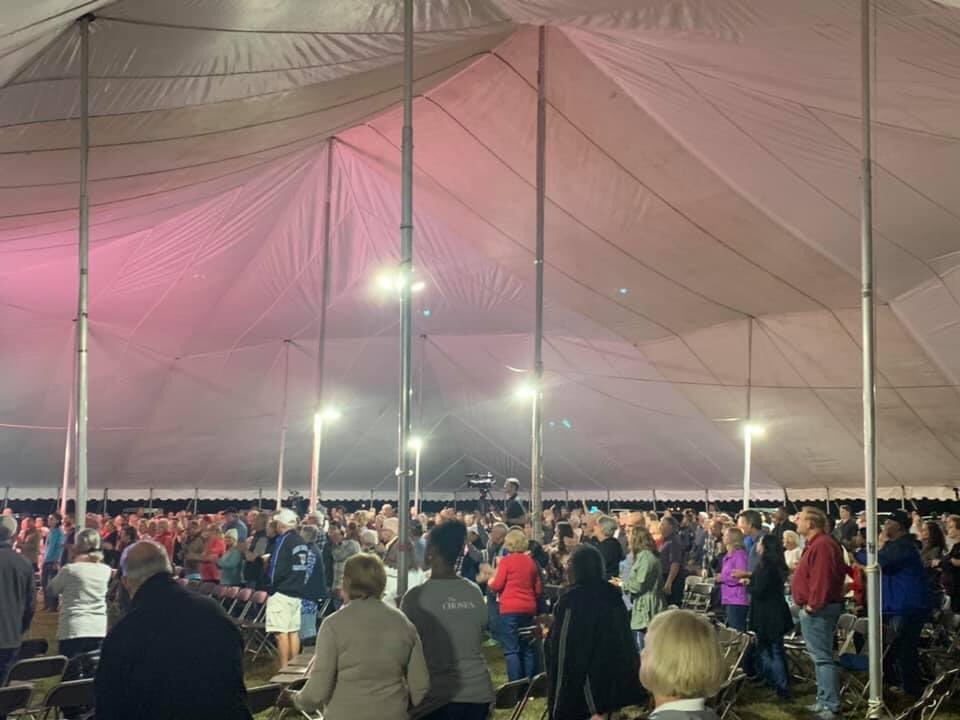 FrankSheltonJr's tweet photo. THIRTY THREE souls saved in first two nights @ #FireInTheField in Georgetown, DE. Three more nights and being a friend! - 7PM https://t.co/4Zs6iMxmXM
