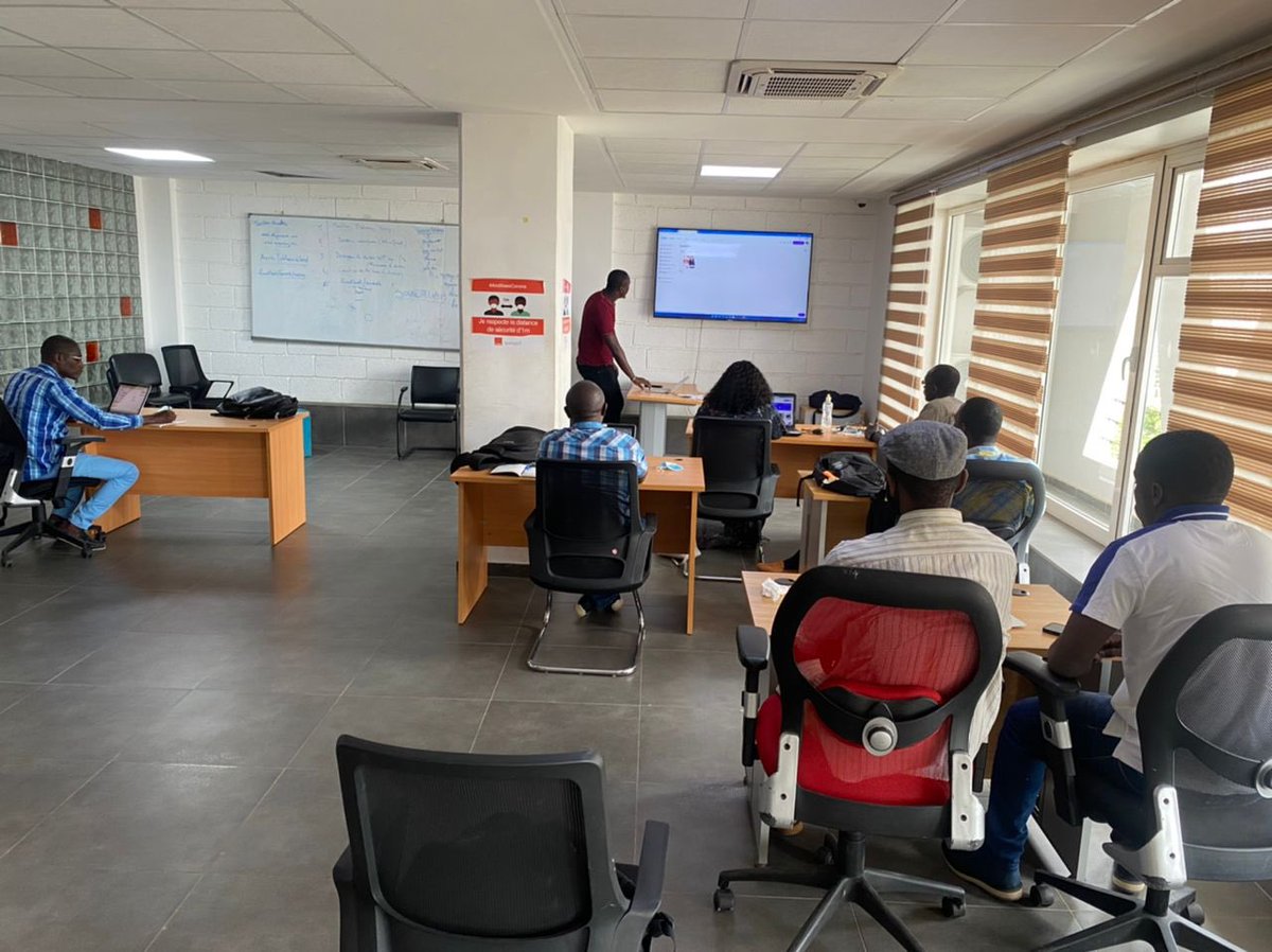 ODCSenegal's tweet photo. 1er jour de formation pour les journalistes membres du @Rejoticsenegal en partenariat avec #ODCSenegal @DaoudaDIOUF4 @InvestForJobs @giz_gmbh @BMZ_Bund #kebetu https://t.co/Uj1XHs9KUe