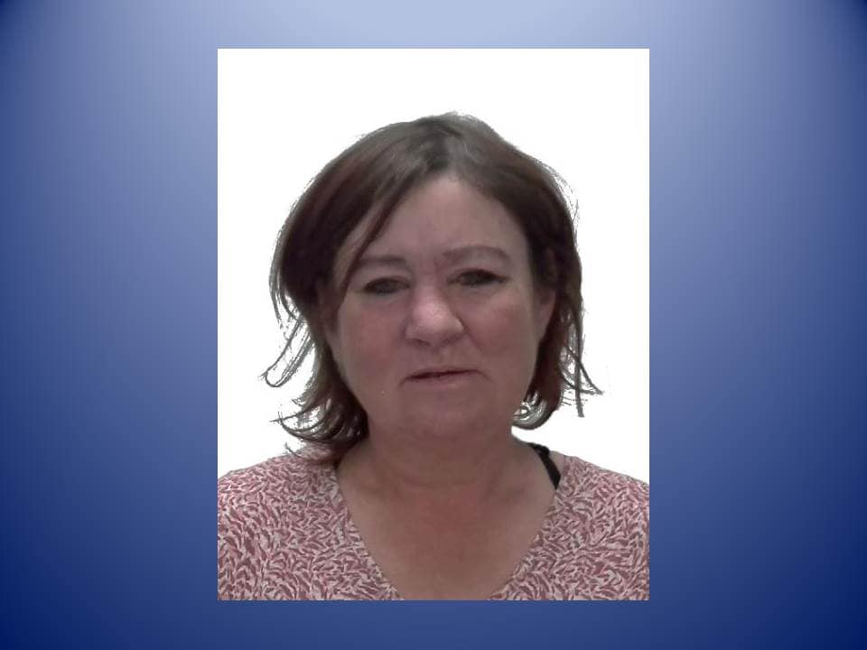 ELHEWITT1574's tweet image. #missingpersons #MissinginAlberta #MissinginCanada
Helen Purkins 48 yr old, 5'2, Last seen at Indian Battle Heights West #Lethbridge #Alberta #Canada on July 29th 2021 at 6am.  She has ties to #BloodReserve  for more information: lethbridgepolice.ca/lethbridge-pol…
