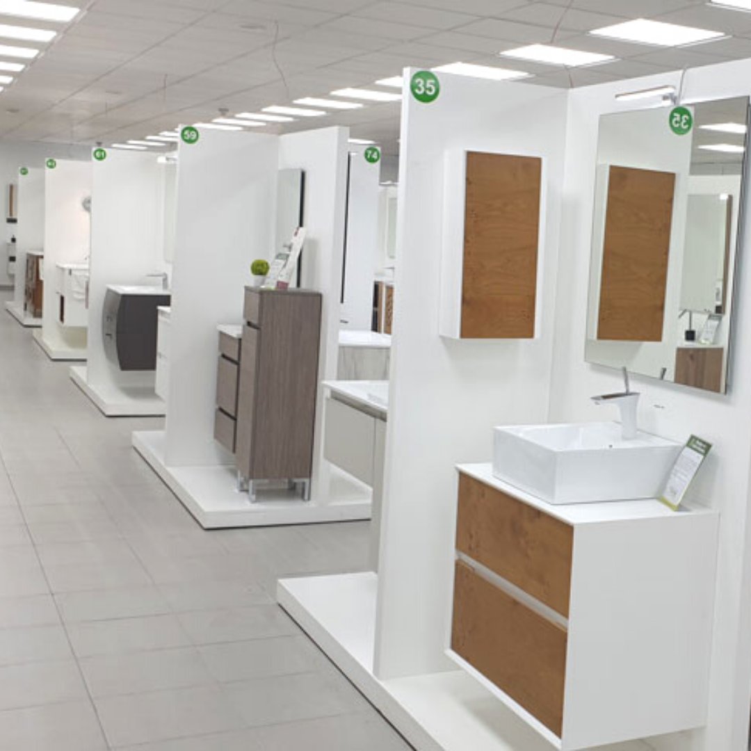 CasaMamparas's tweet photo. En La Casa de las Mamparas llevamos nuestro principio de combinar Diseño, Calidad y Precio allá donde vamos. Somos la empresa líder en la provincia de Granada especializada, exclusivamente, en la venta e instalación de mamparas de baño y ducha. ¡Ven a conocernos! https://t.co/vqqro20gbp