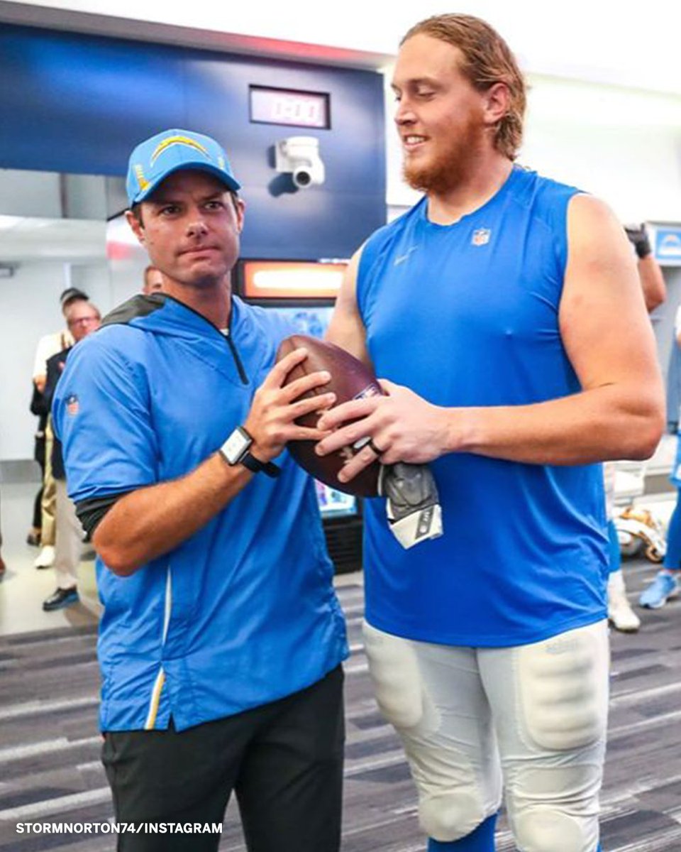 After receiving a game ball on Sunday, Chargers OT Storm Norton gifted it to his newborn son ❤️ (via @chargers)