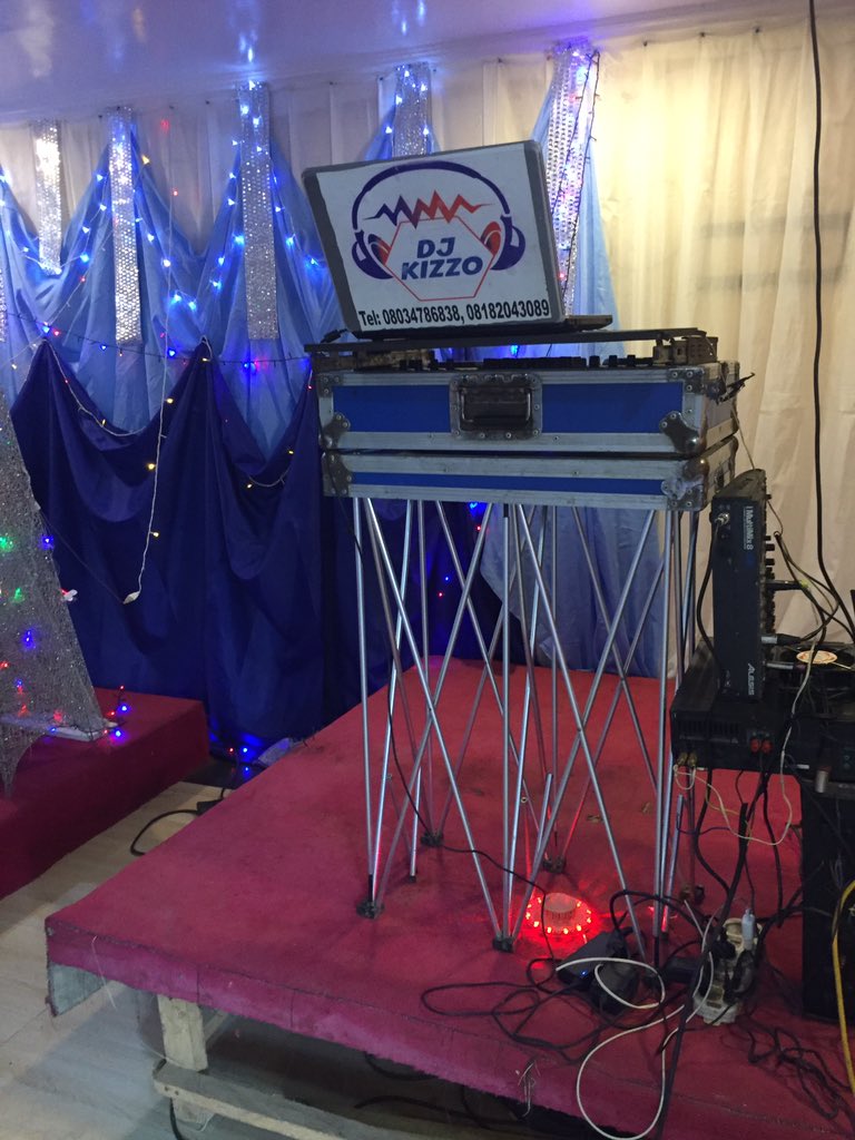 Deejaykizzo's tweet photo. The wedding https://t.co/pn6DaB1Gny