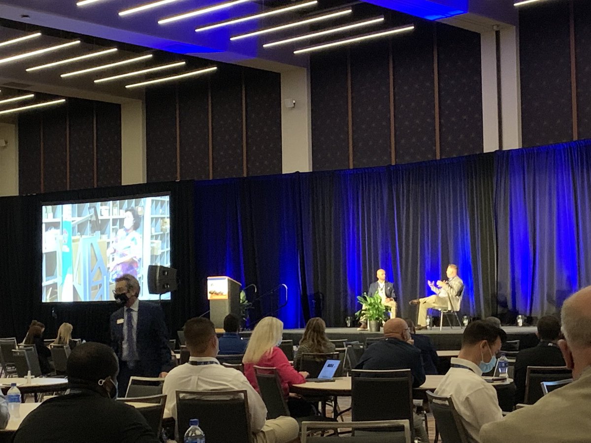 GeneD5's tweet photo. @siemens chats about its choice of ⁦@LocusRobotics⁩ over others in its quest for #digitalization at #A3AMRLconf in Memphis #robotics https://t.co/YIvxuGpbbJ