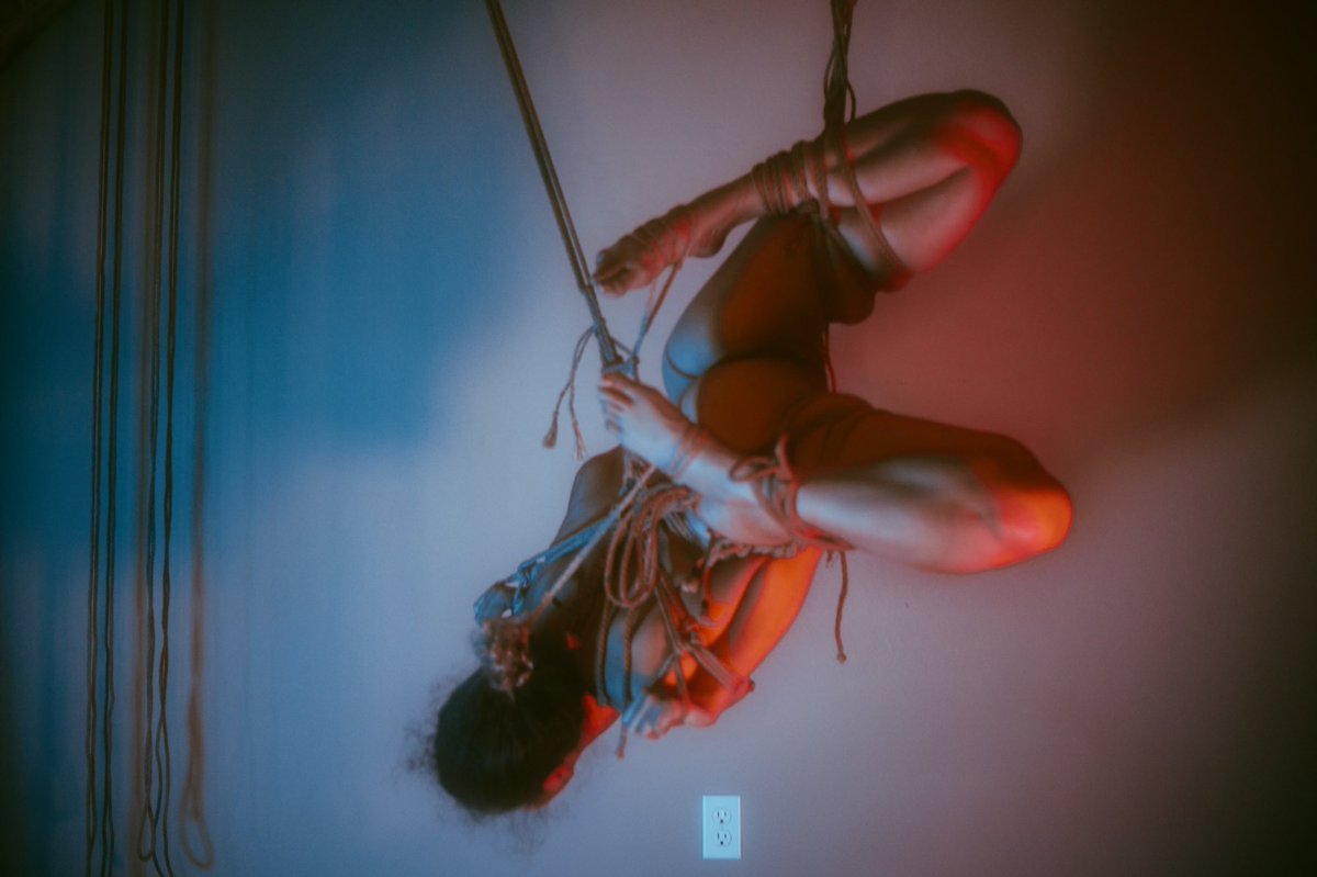 NefertitiesU's tweet image. Rope by @DesRestraint 
…
You know where to find the rest of the pictures