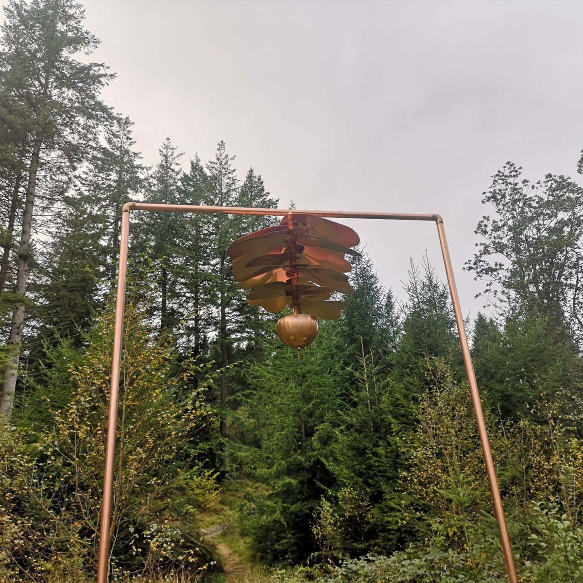 hastone47's tweet photo. Sculpture check on the west of the forest today. Autumn creating a beautiful backdrop to these stunning pieces by Sadie Clayton, Charlie Whinney, Saad Quireshi and Robert Bryce Muir at Grizedale Forest. #forestartworks #sculpture #contemporaryart @ForestryEngland https://t.co/E1nXt1SCqX