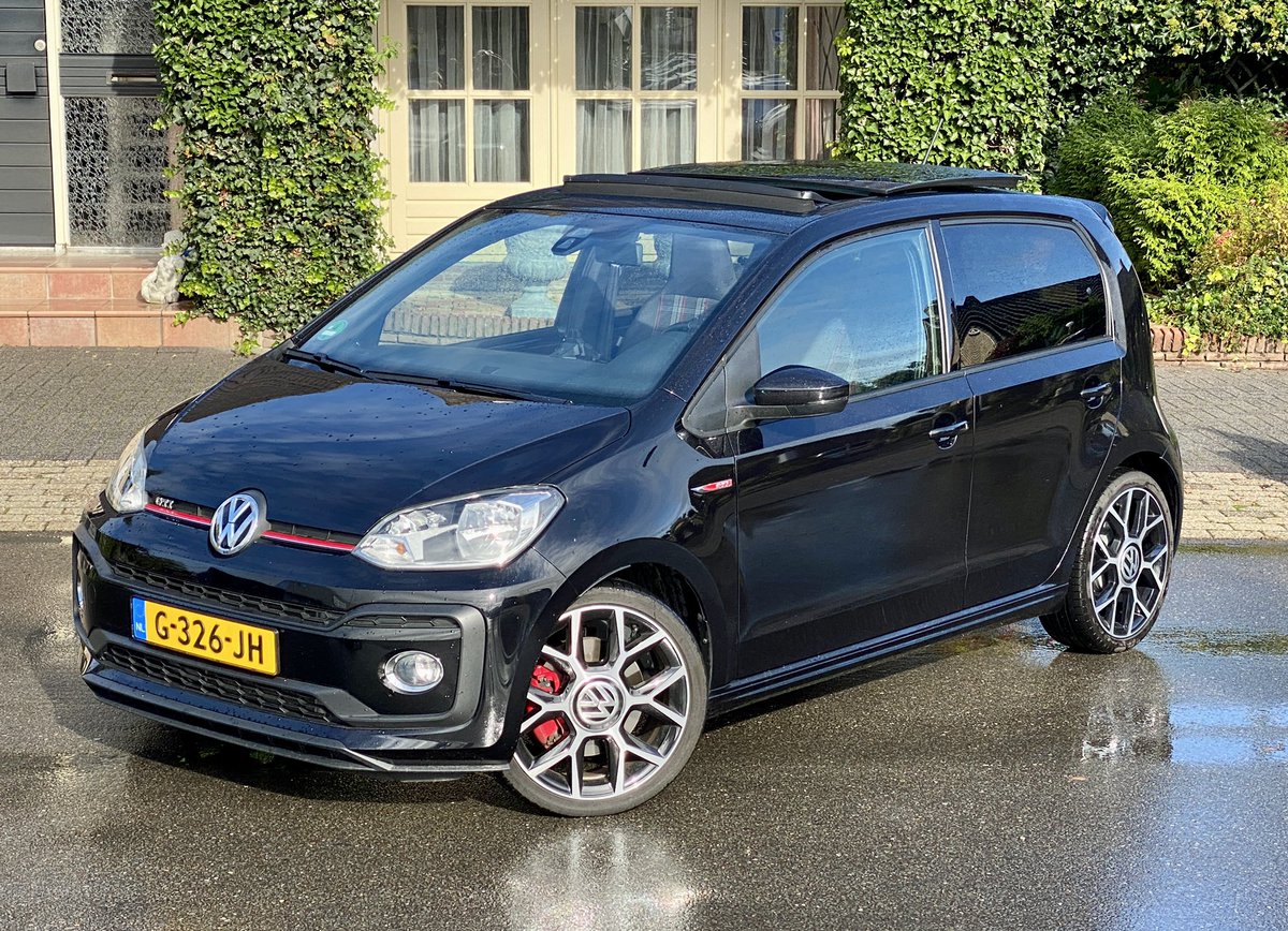 AutoBreman's tweet photo. Nieuw binnen: VW UP GTi bj.10-2019 met 27.344km. https://t.co/AMt8yl36Fc https://t.co/Atj59Vabzl