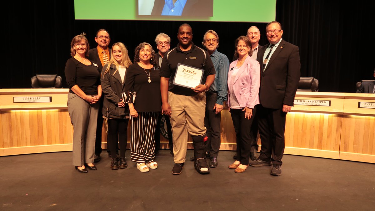 The #GUHSD Board recognized an outstanding community partner—Dennis Crosby &amp; <a href="/KitchensForGood/">KitchensForGood</a>. KFG helps job seekers needing a fresh start. With <a href="/Grossmont_Adult/">Grossmont Adult Education</a>'s partnership, KFG's apprentice program launches culinary careers &amp; feeds San Diegans in need: y2u.be/YmTL-tby6lg
