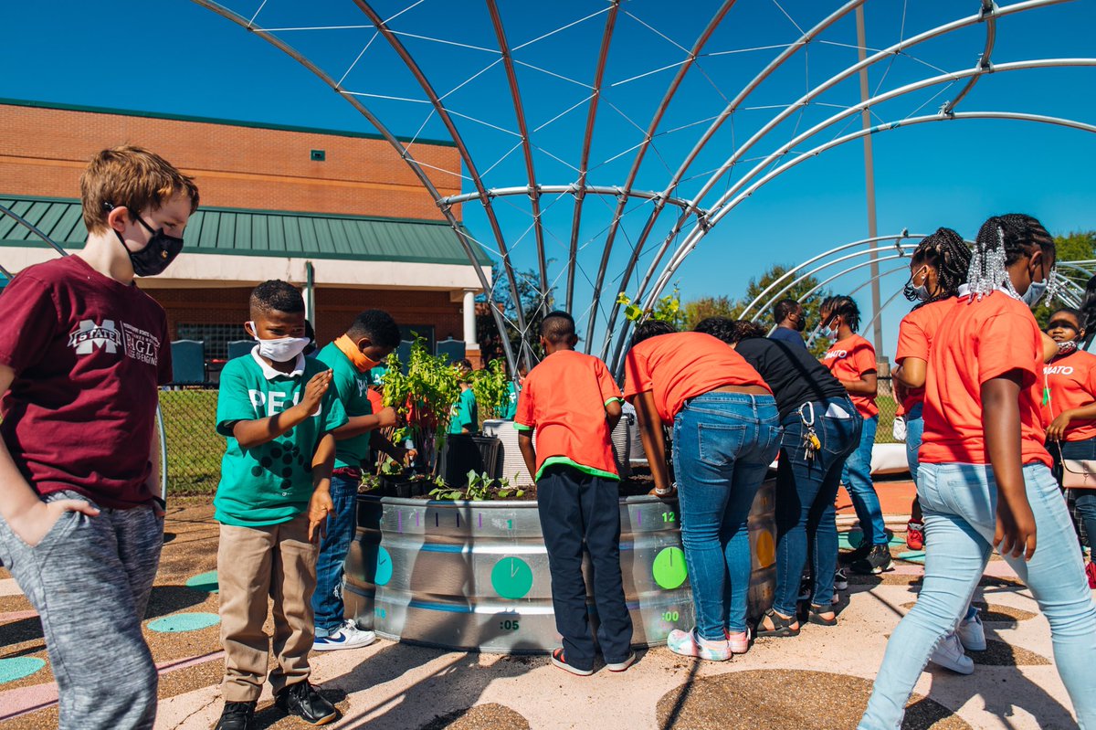 "Is team PEAS in the house?" - 4th graders clap and cheer
"Is team TOMATOES in the house?" - 5th graders clap and cheer

A little friendly competition is good for us and in the end the peas and tomatoes came together to get the job done. 

#fertilegroundjxn #jacksonms