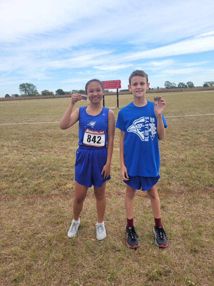 arnold_tarnold's tweet photo. Our only 8th grade boy and girl also bringing home individual medals. It was a great day for AMS XC. https://t.co/CVCnGXvFen